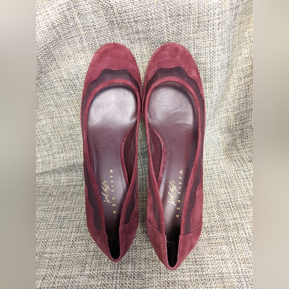 Suede Leather Pumps 7.5 B Wine 2" heels mesh panels Lord & Taylor Shoes EUC Cute - Picture 4 of 6